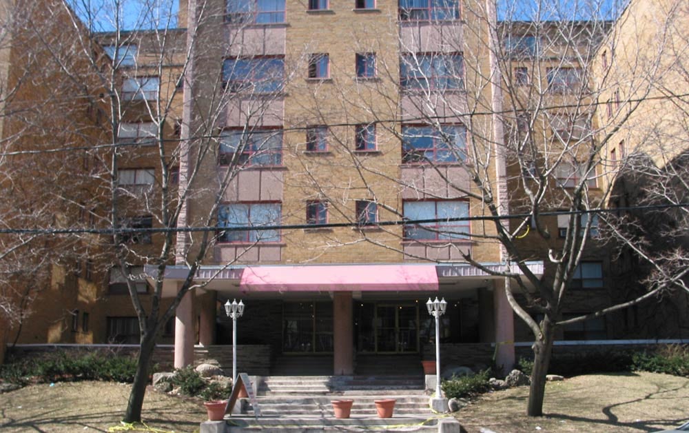 1862 Bathurst Street, Toronto, ON M5P 3K8 - 2