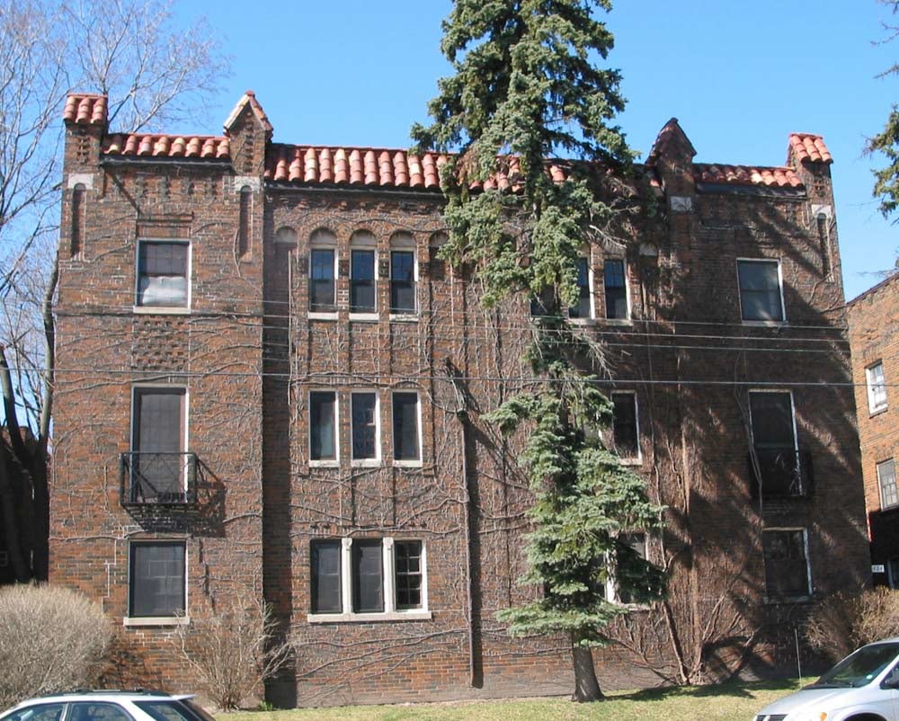 484 Oriole Parkway, Toronto, ON M5P 2H8