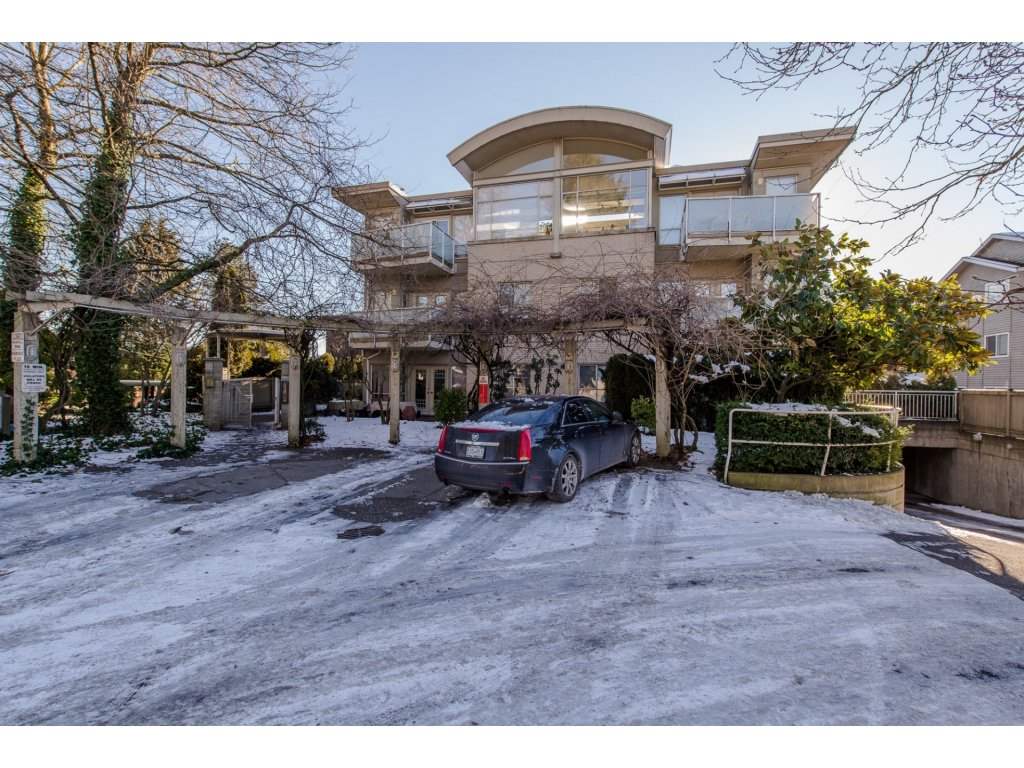 33682 Marshall Road, Abbotsford, BC V2S 1L1