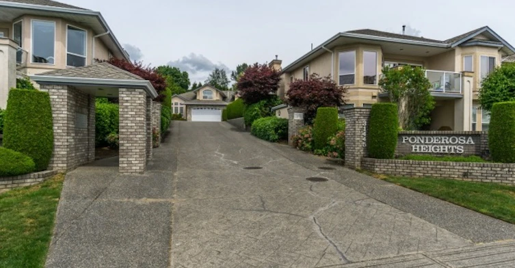 31445 Upper Maclure Road, Abbotsford, BC V2T 5S2