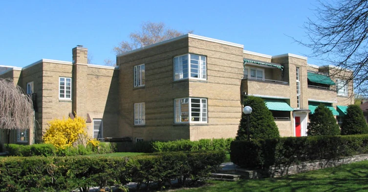 1477 Bayview Avenue, Toronto, ON M4G 3B2