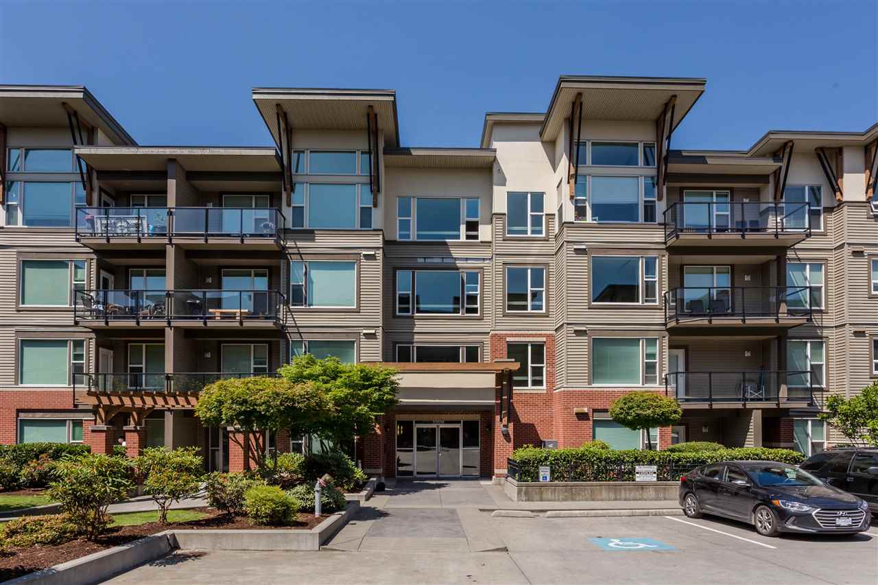33538 Marshall Road, Abbotsford, BC V2S 0C7 - 2