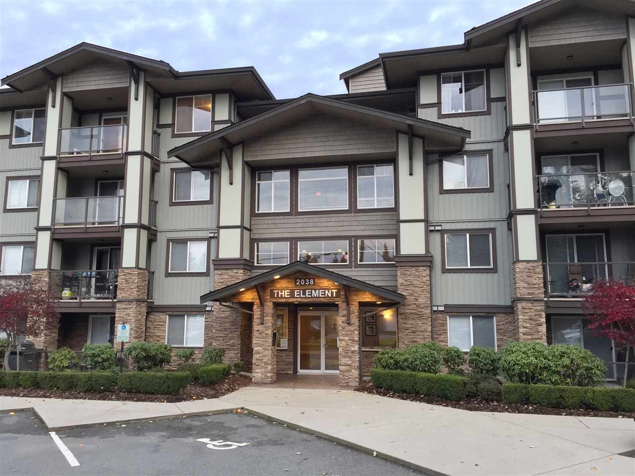 2038 Sandalwood Crescent, Abbotsford, BC V2S 3H6