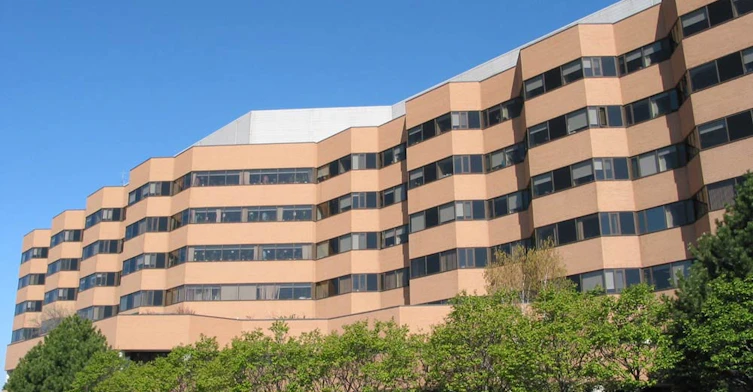 3560 Bathurst Street, Toronto, ON M6A 2X8