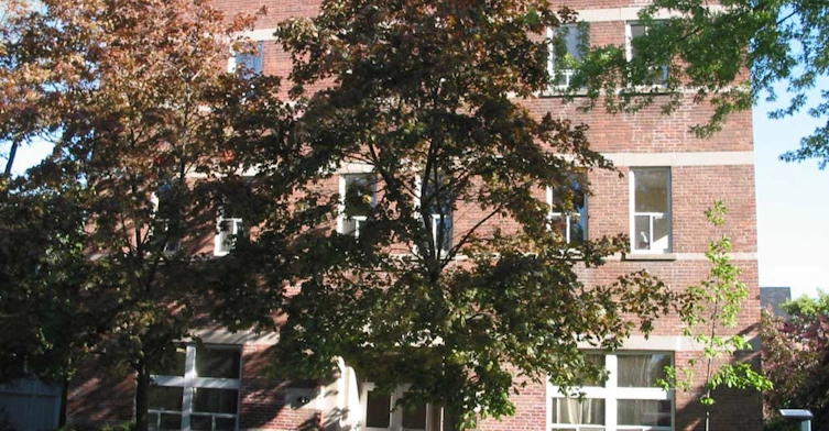 11 Sullivan Street, Toronto, ON M5T 1B8