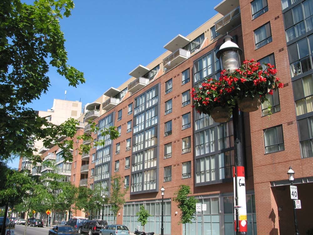 85 The Esplanade, Toronto, ON M5E 1Y8 - 2