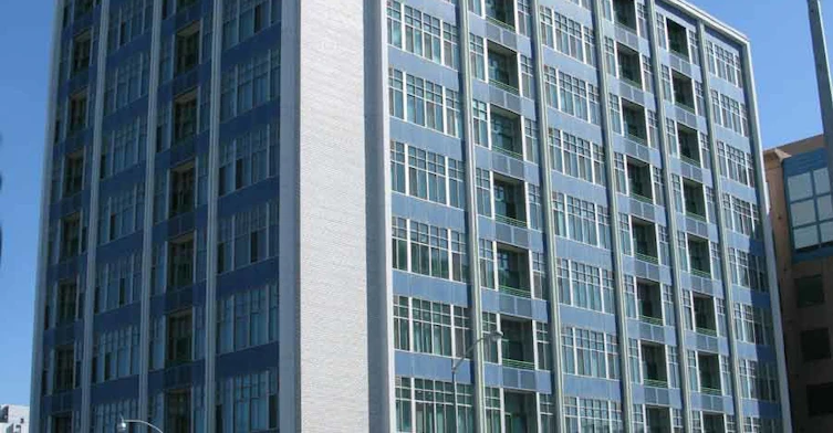 1901 Yonge Street, Toronto, ON M4S 1Y8