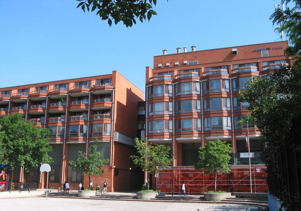 25 Henry Lane Terrace, Toronto, ON M5A 4B5