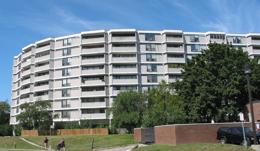 10 Saint Dennis Drive, Toronto, ON M3C 1G2