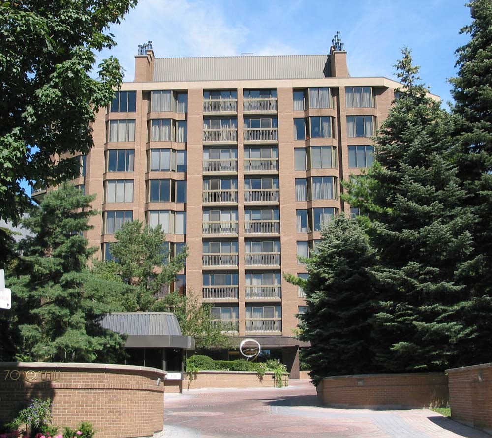 70 Rosehill Avenue, Toronto, ON M4T 2W7