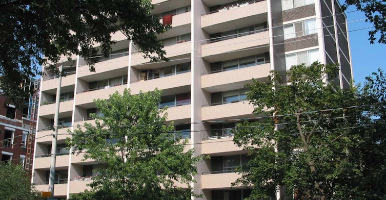 375 Brunswick Avenue, Toronto, ON M5R 1E8