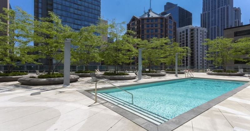 832 Bay Street, Toronto, ON M5S 1Z6 - 4
