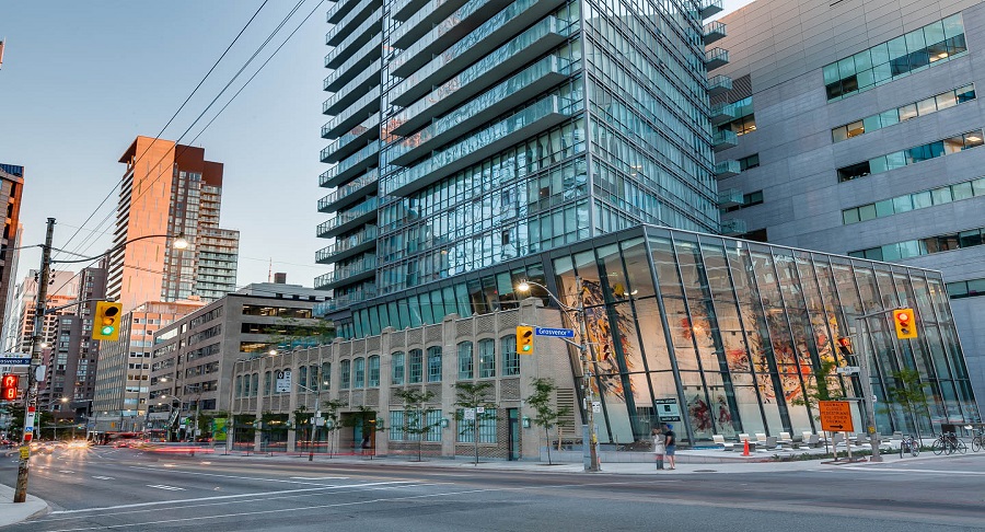832 Bay Street, Toronto, ON M5S 1Z6