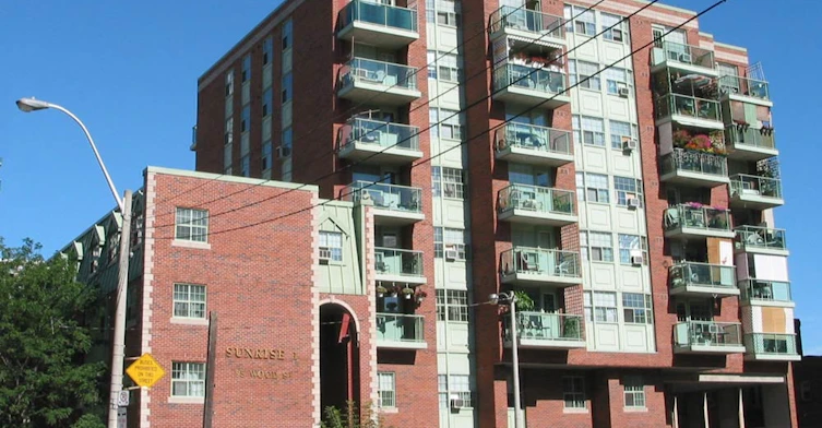 95 Wood Street , Toronto, ON M4Y 2Z3