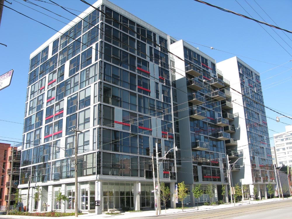 60 Bathurst Street, Toronto, ON M5V 2P4