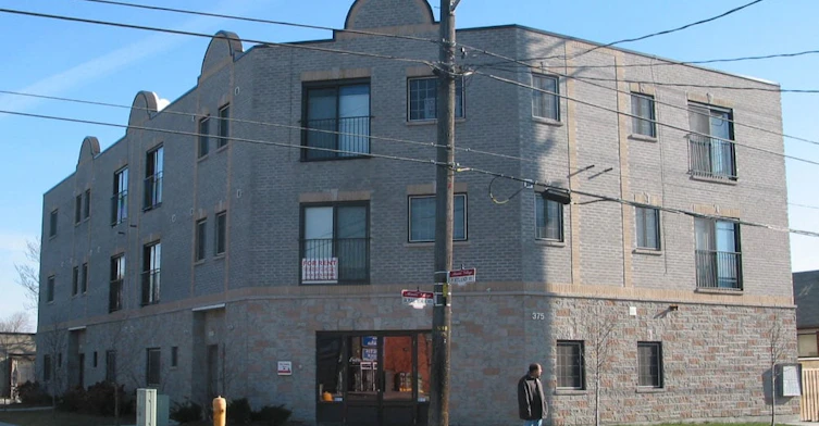 375 Royal York Road, Toronto, ON M8Y 2R1