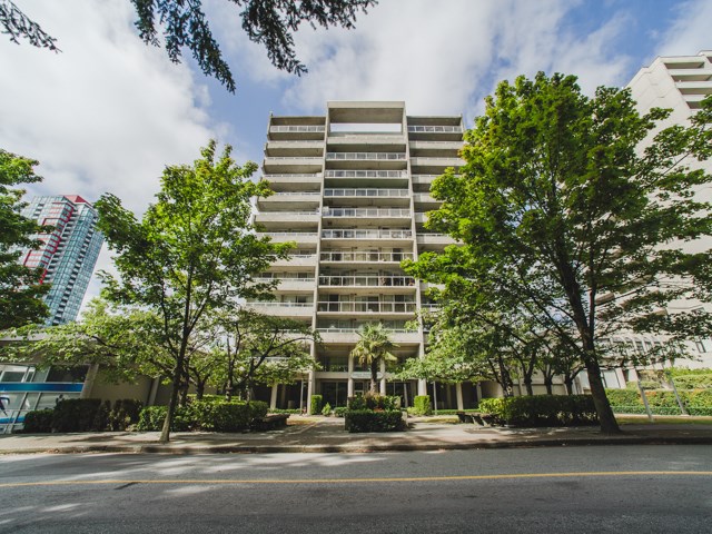 6595 Bonsor Avenue, Burnaby, BC V5H 4G5