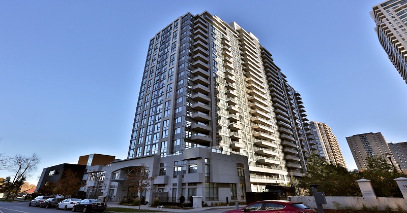 35 Hollywood Avenue, Toronto, ON M2N 0A9