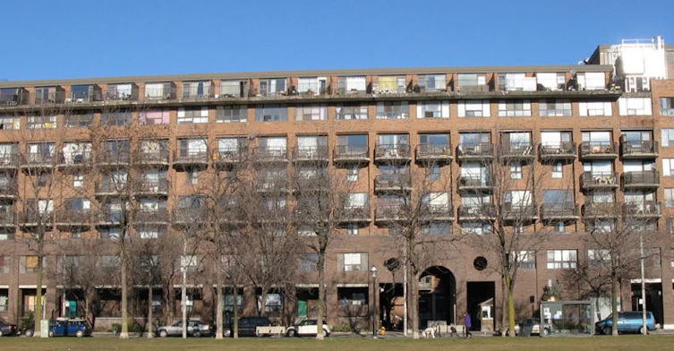 176 The Esplanade, Toronto, ON M5A 4H2 - 2