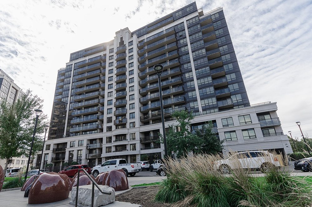1070 Sheppard Avenue West, Toronto, ON M3J 0H1 - 2