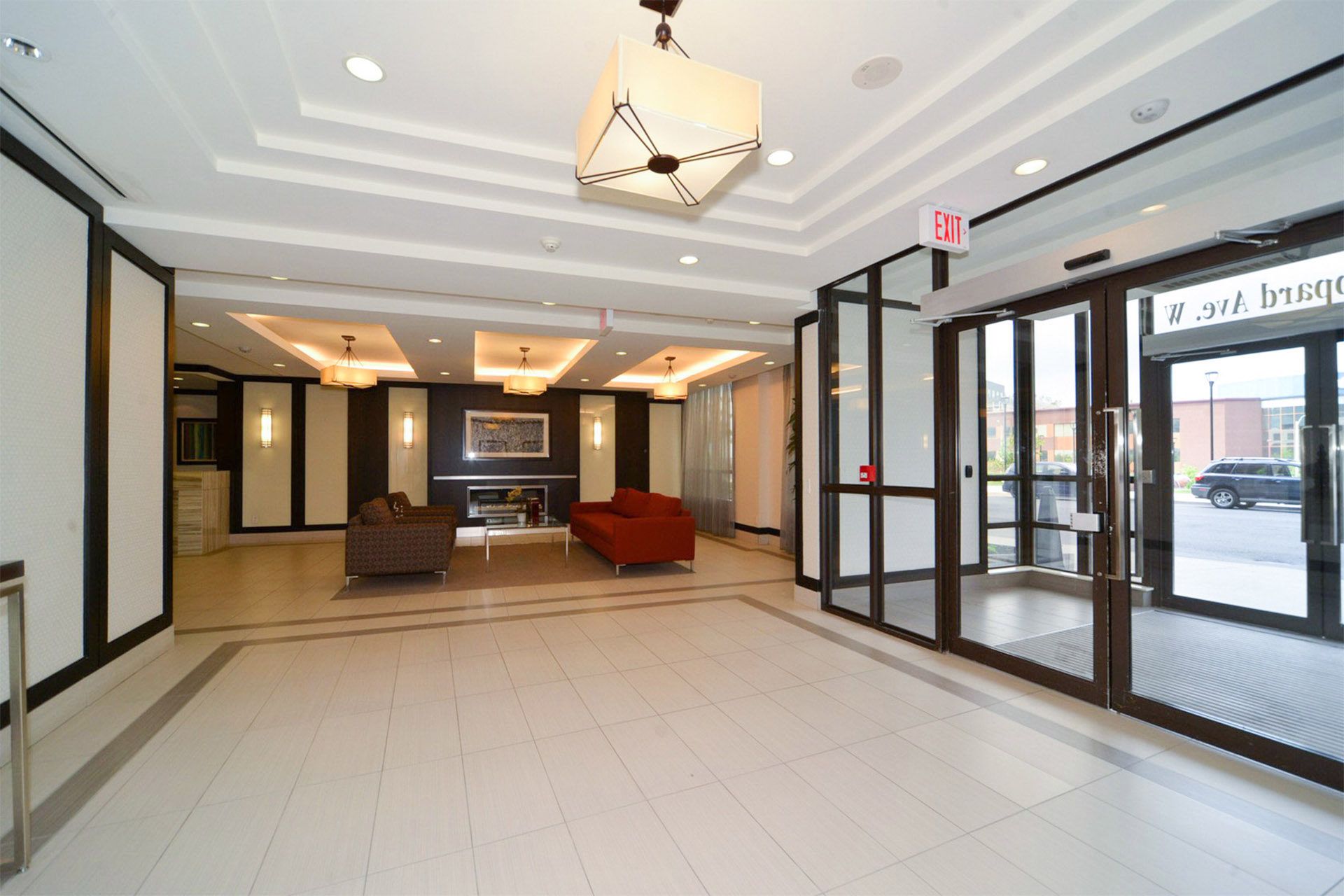 1070 Sheppard Avenue West, Toronto, ON M3J 0H1 - 4