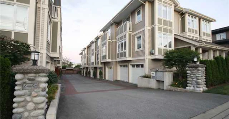 6498 Elgin Avenue, Burnaby, BC V5H 3S6 - 2