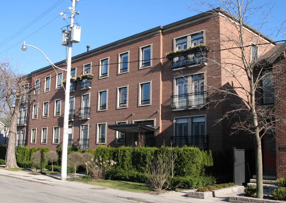 33 Price Street, Toronto, ON M4W 1Z1