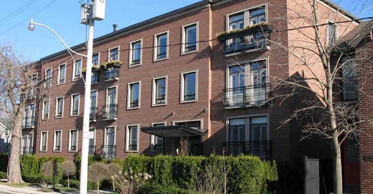 33 Price Street, Toronto, ON M4W 1Z1