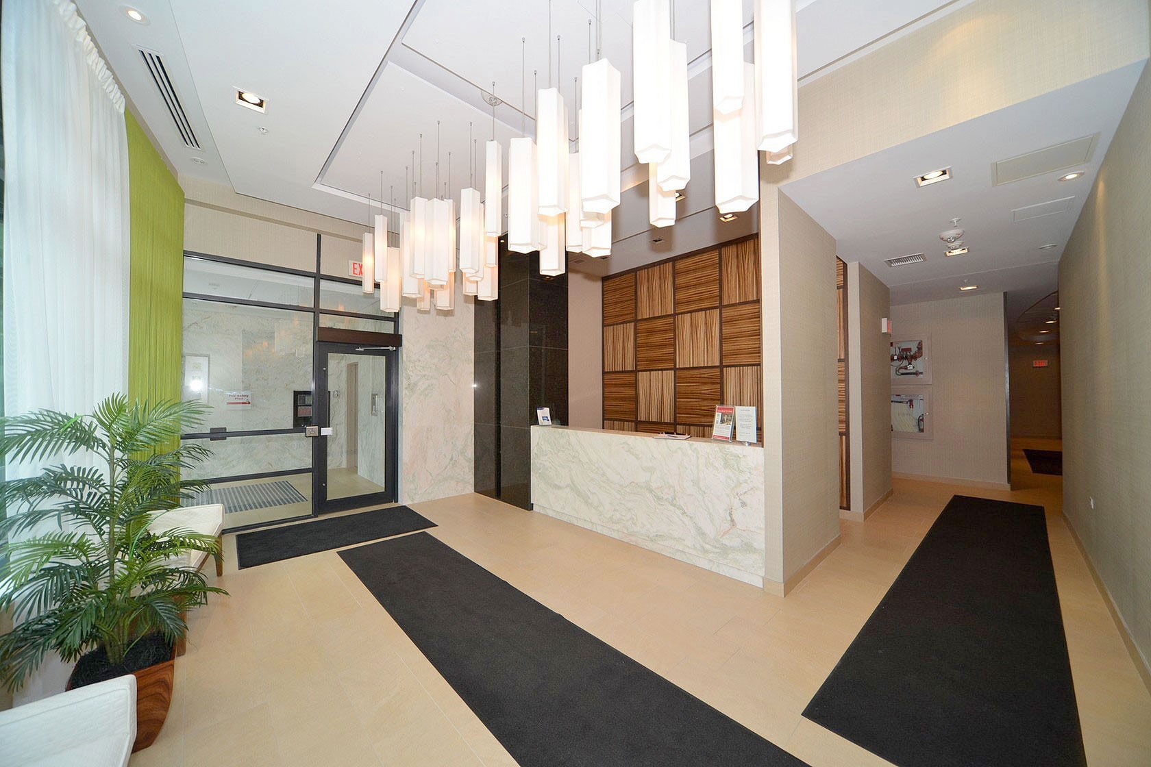 5740 Yonge Street , Toronto, ON M2M 4E7 - 3