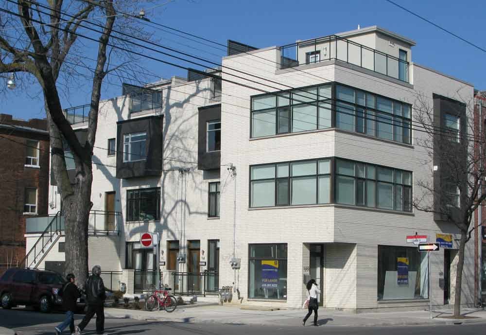 1 Givins Street, Toronto, ON M6J 2X5