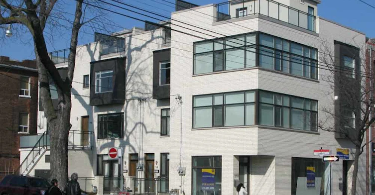 1 Givins Street, Toronto, ON M6J 2X5