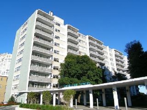 2313 Lake Shore Boulevard West, Toronto, ON M8V 1B4 - 2