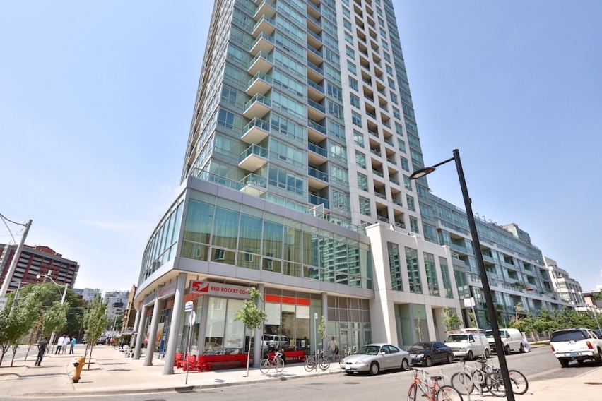 120 Homewood Avenue, Toronto, ON M4Y 2J3