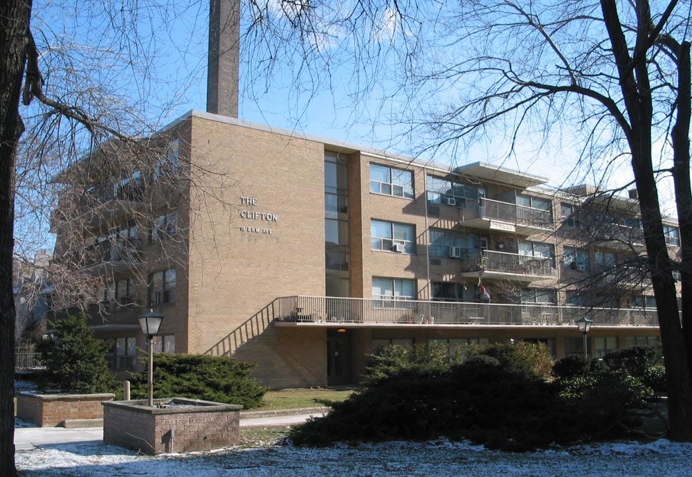 11 Elm Avenue, Toronto, ON M4W 1N2