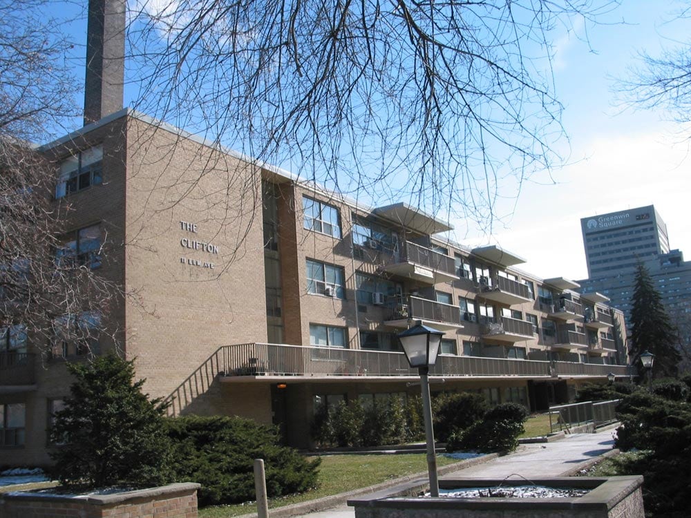 11 Elm Avenue, Toronto, ON M4W 1N2 - 2