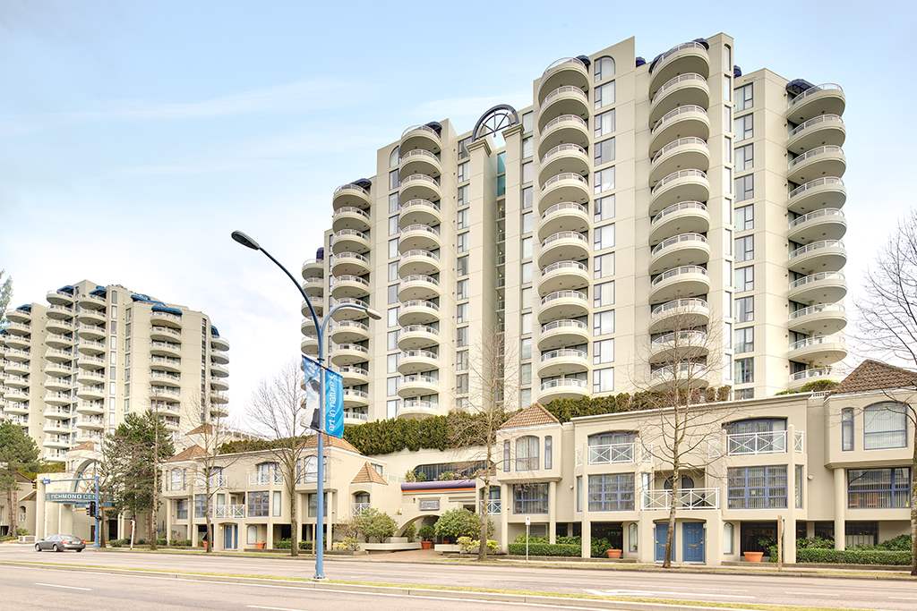 6088 Minoru Blvd, Richmond, BC V6Y 4A8