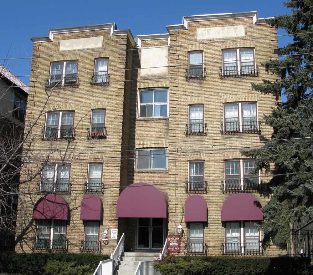 22 Tichester Road, Toronto, ON M5P 1P1