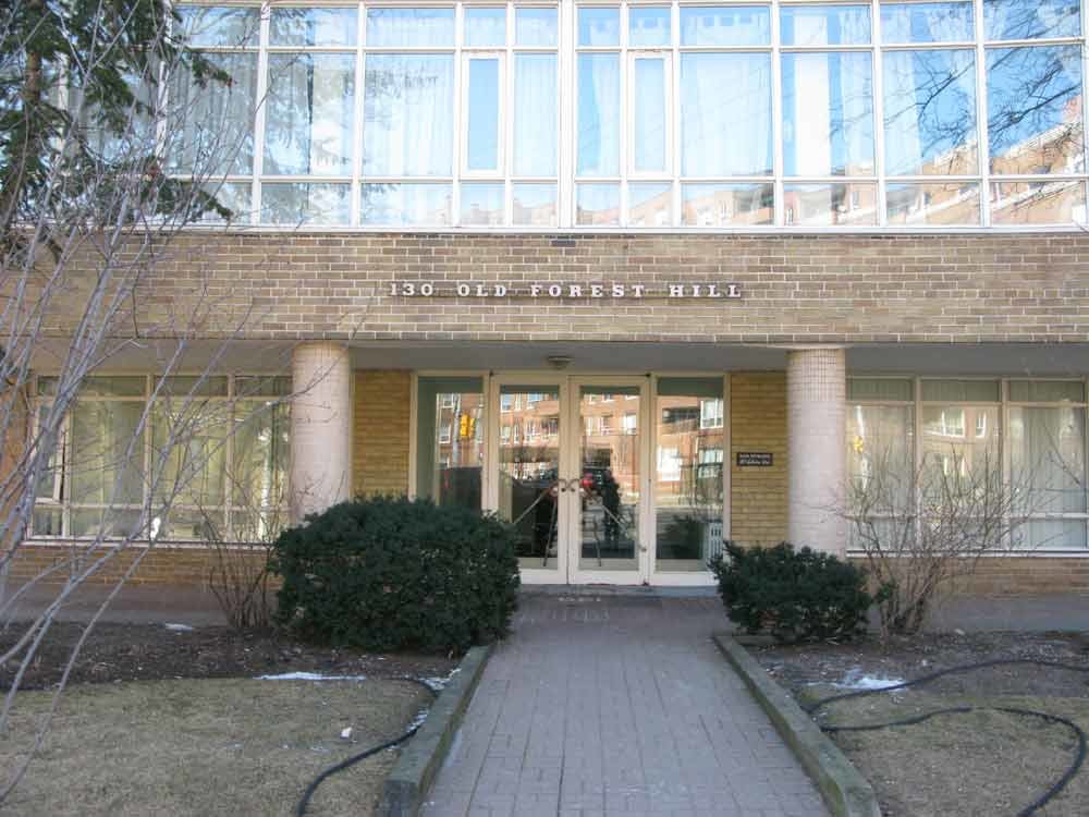 130 Old Forest Hill Road, Toronto, ON M5P 2S1 - 2