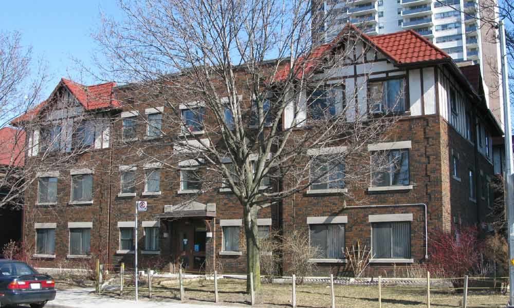 175 Vaughan Road, Toronto, ON M6C 2M4