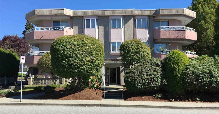 6788 Mckay Avenue, Burnaby, BC V5H 2X2