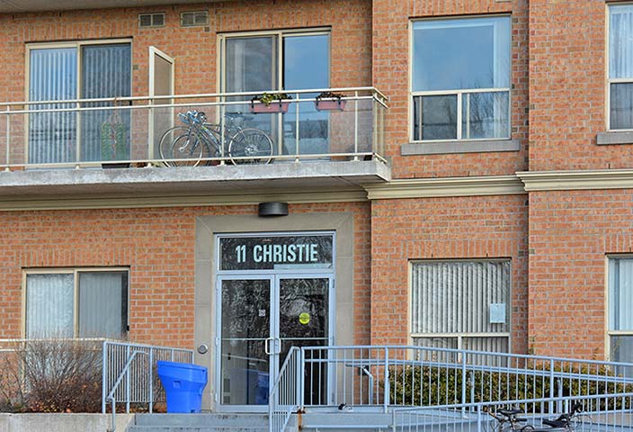11 Christie Street, Toronto, ON M6G 4C3 - 4