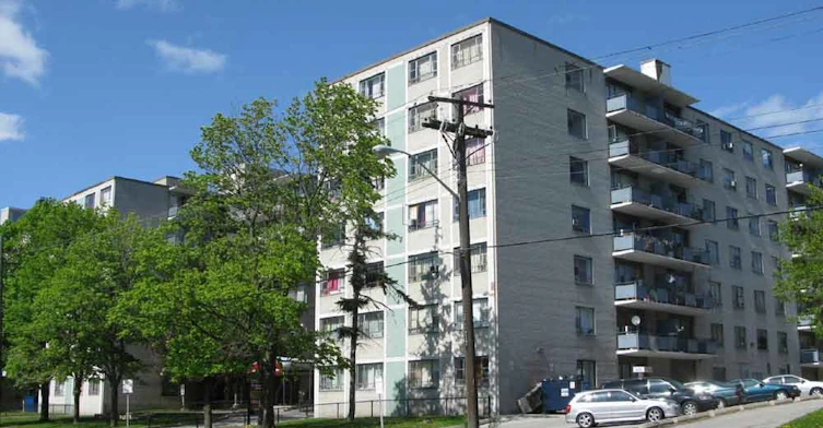 1757 Victoria Park Avenue, Toronto, ON M1R 1S3 - 2
