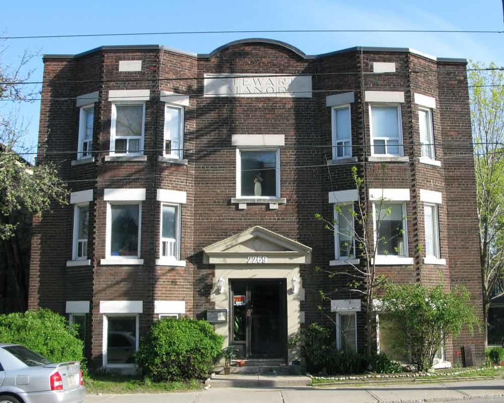 2269 Queen Street East, Toronto, ON M4E 1G5
