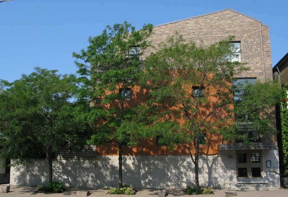 34 Claremont Street, Toronto, ON M6J 2M4