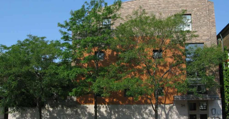 34 Claremont Street, Toronto, ON M6J 2M4