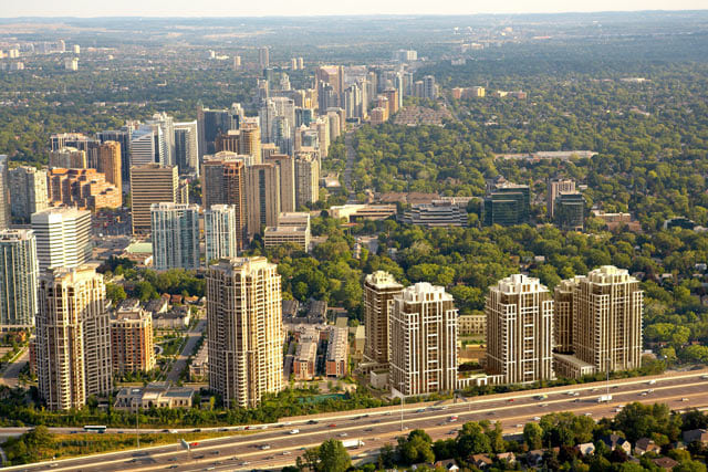105 Harrison Garden Boulevard, Toronto, ON M2N 7G3