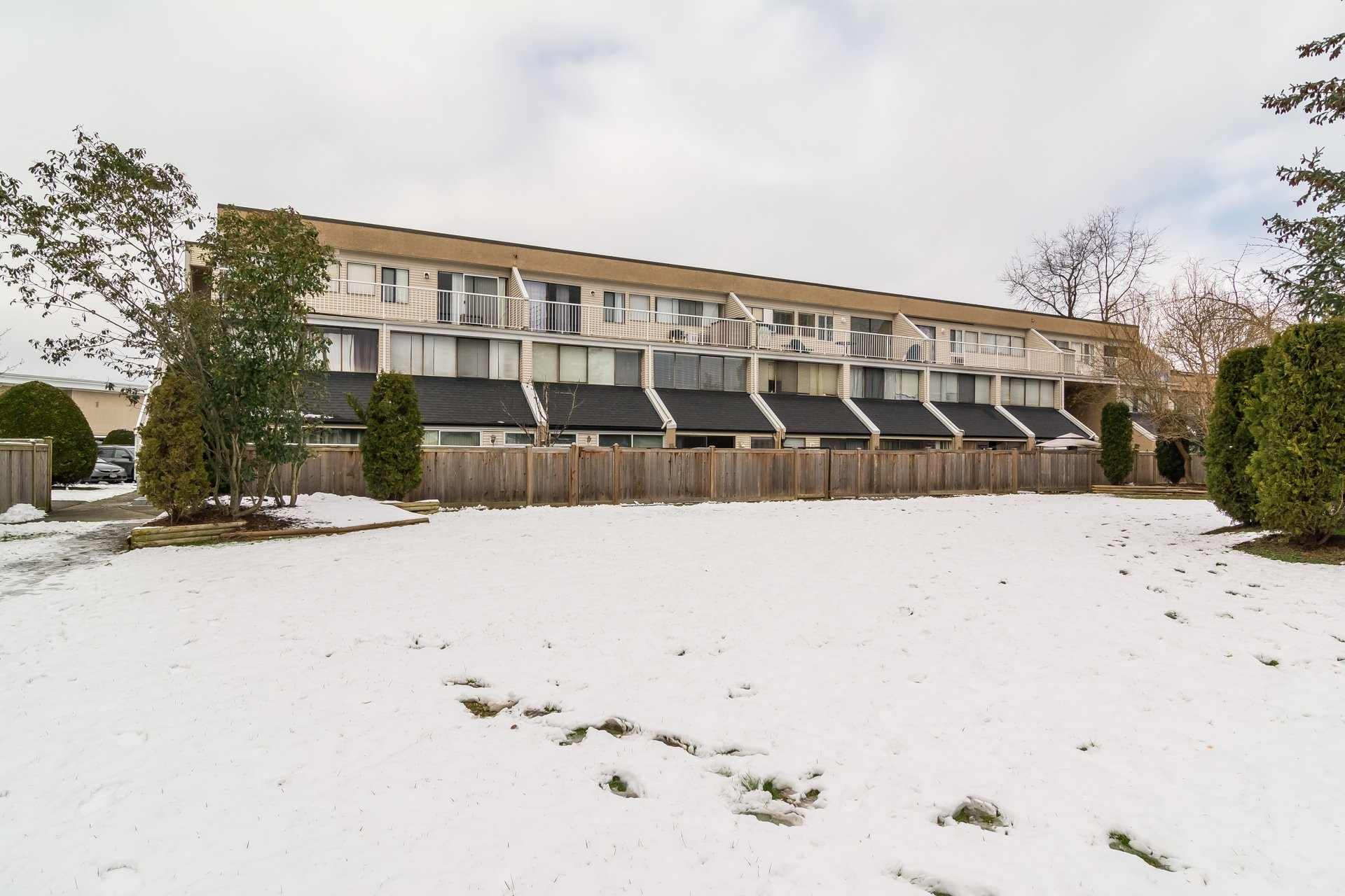 17706 60 Avenue, Surrey, BC V3S 1V2