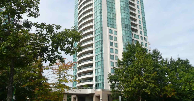 5833 Wilson Avenue, Burnaby, BC V5H 4R8