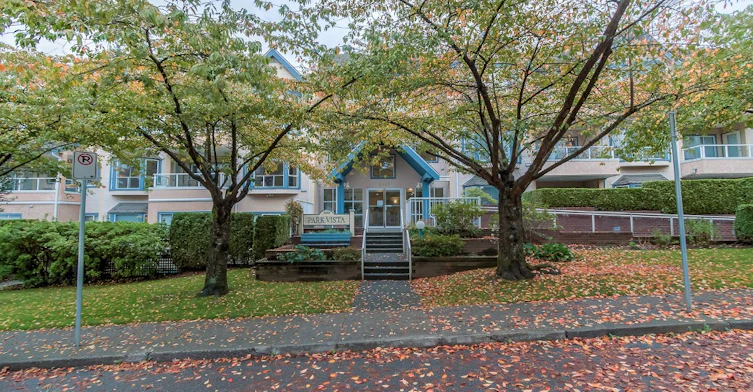 5568 Barker Avenue, Burnaby, BC V5H 2N9