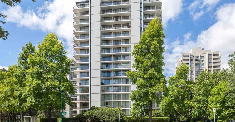 6455 Willingdon Avenue, Burnaby, BC V5H 4E4